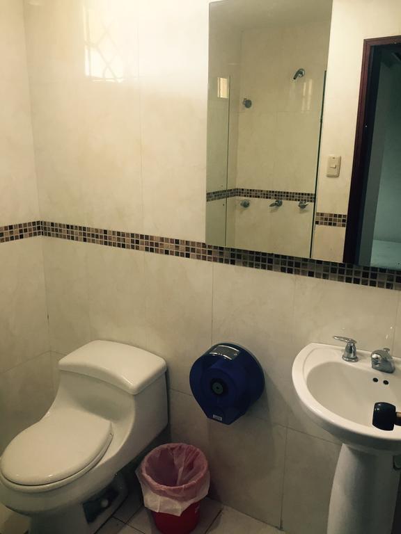 Hotel Continental Plaza Barranquilla 巴兰基亚 客房 照片